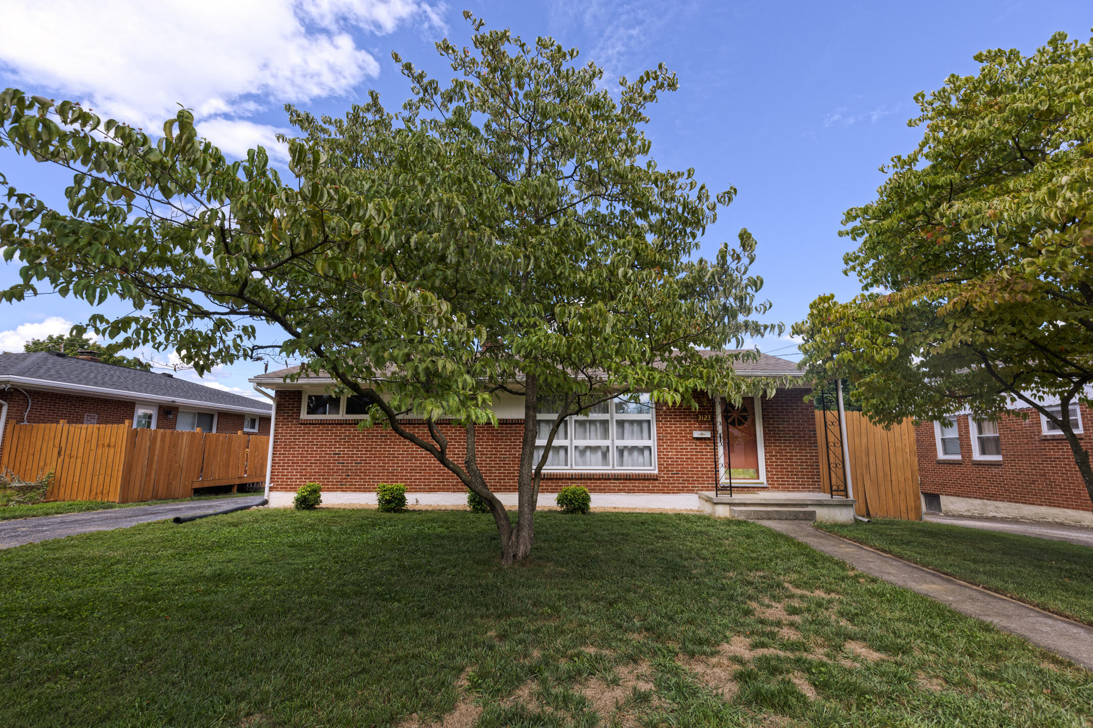 3123 Oliver Road Northeast Roanoke, VA 24012 - Photo 29 of 31 02