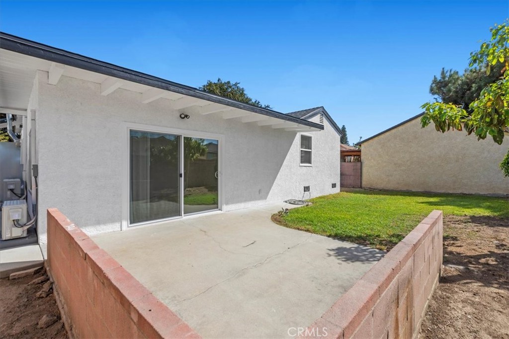 9548 Burma Road Pico Rivera, CA 90660 - Photo 17 of 18 Backyard