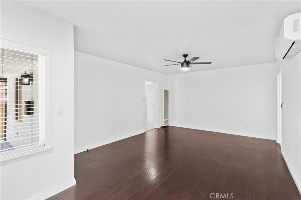 9548 Burma Road Pico Rivera, CA 90660 - Photo 4 of 18 Dining/Living Room
