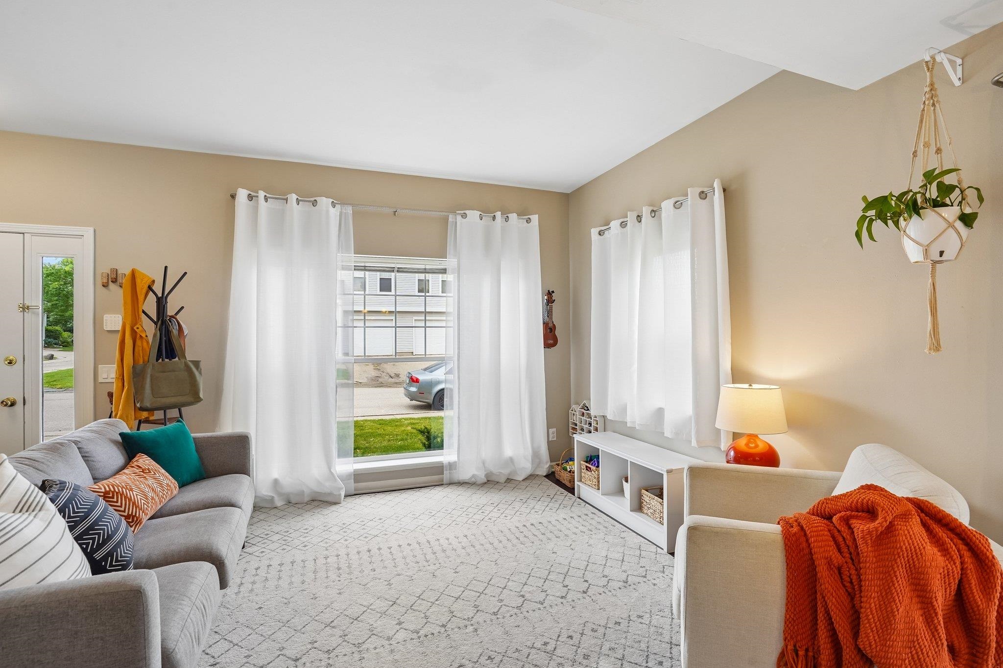 2941 Holborn Circle Madison, WI 53718 - Photo 16 of 37