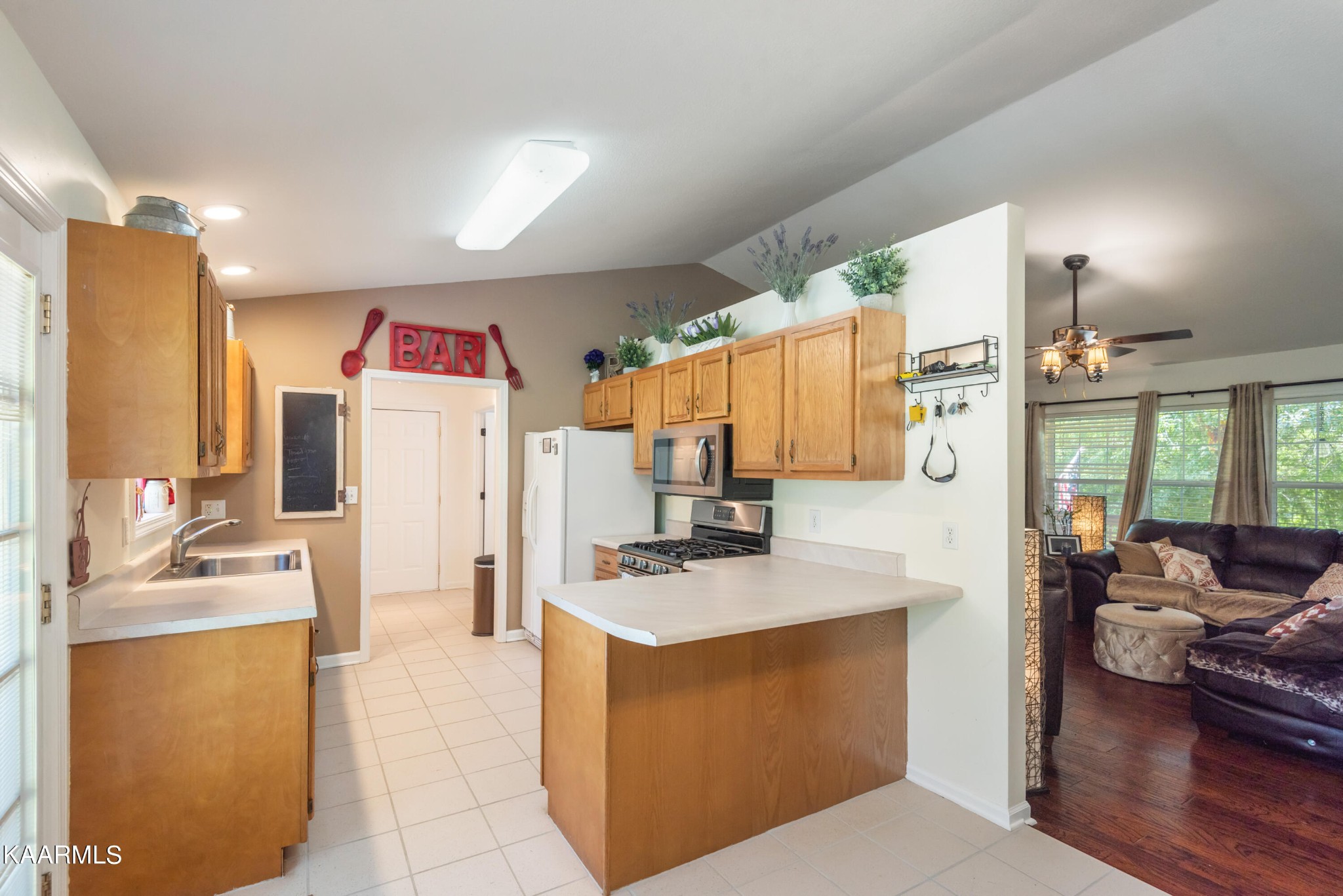 1584 Bluff Road Harriman, TN 37748 - Photo 18 of 47 Gallery Image 18