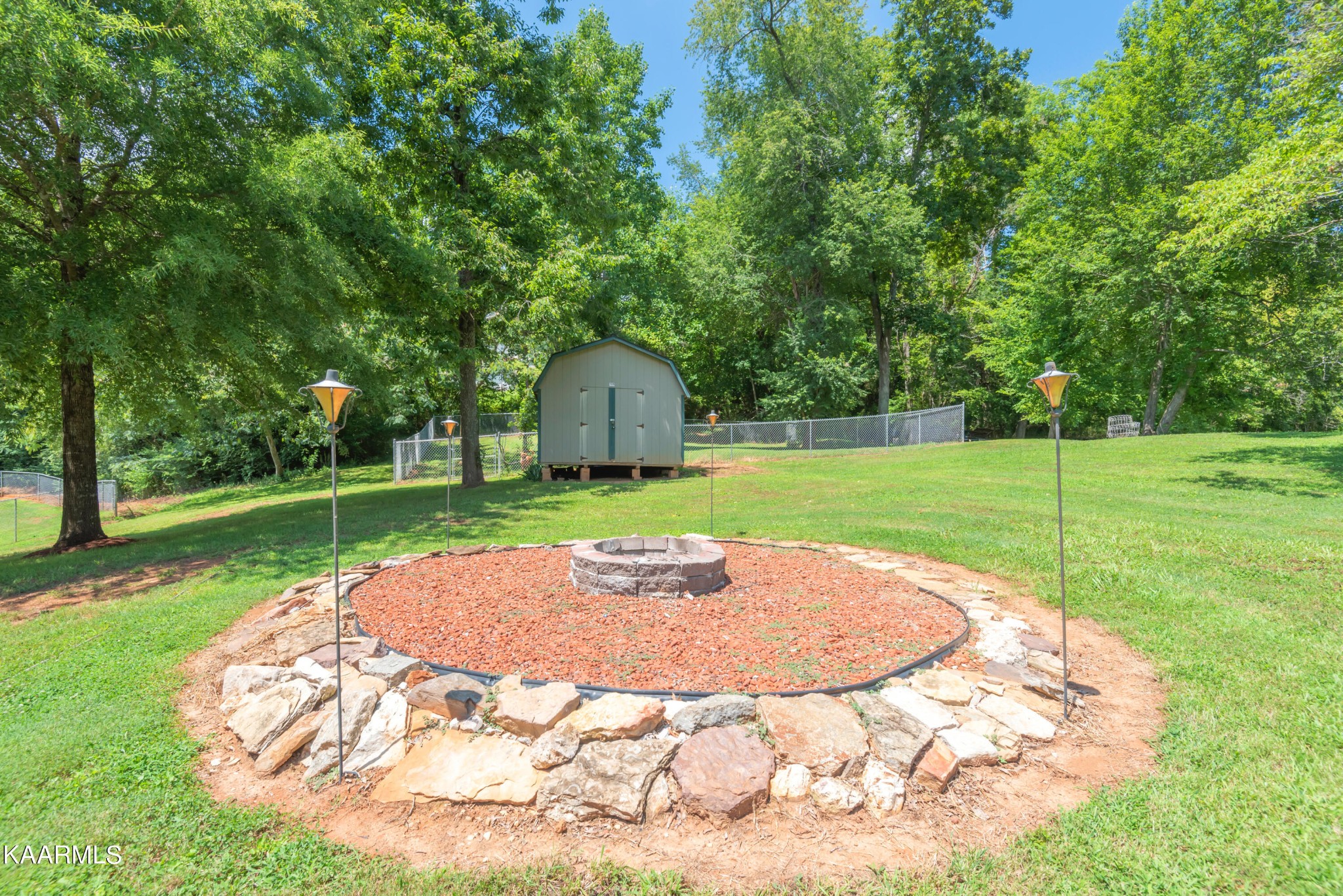 1584 Bluff Road Harriman, TN 37748 - Photo 35 of 47 Gallery Image 35