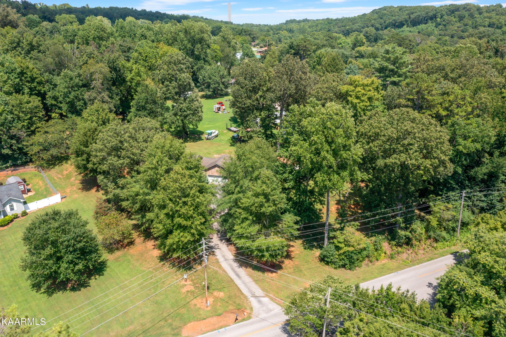 1584 Bluff Road Harriman, TN 37748 - Photo 5 of 47 Gallery Image 5