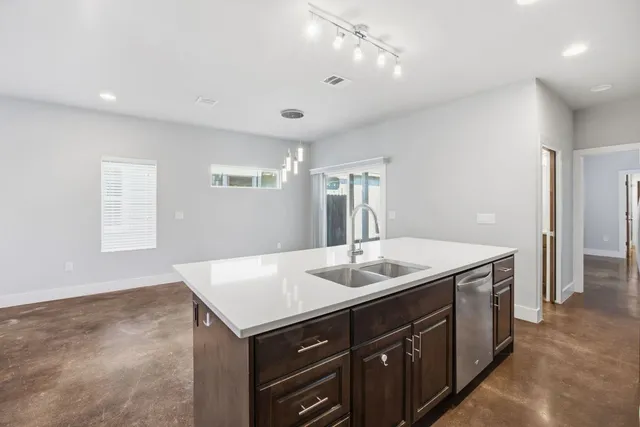 $2,850 | 1125 Walton Lane, Unit D, Austin, TX 78721