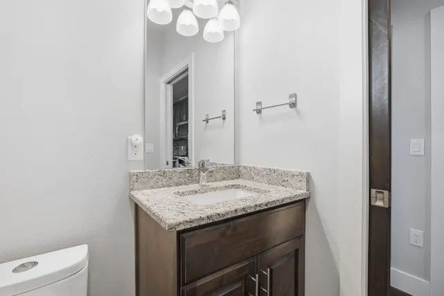 $2,850 | 1125 Walton Lane, Unit D, Austin, TX 78721