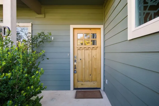 $2,850 | 1125 Walton Lane, Unit D, Austin, TX 78721