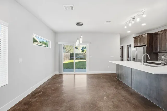 $2,850 | 1125 Walton Lane, Unit D, Austin, TX 78721