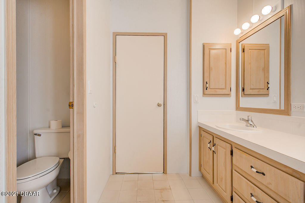 502 Topside Circle Edgewater, FL 32141 - Photo 30 of 64 B52912FD-01DB-40B2-96AF-761896B0F099