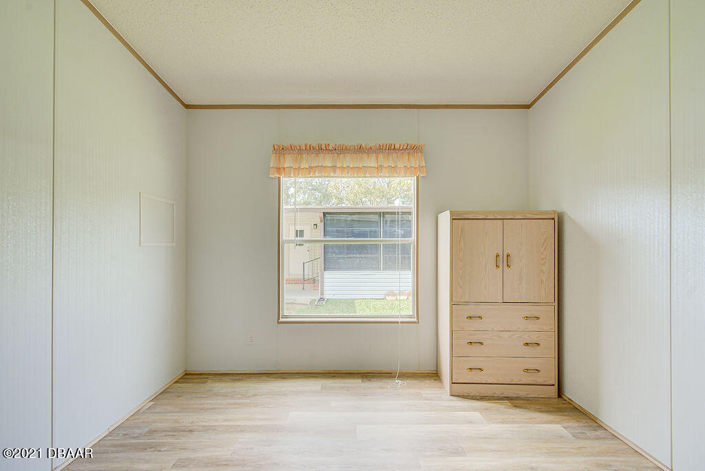 502 Topside Circle Edgewater, FL 32141 - Photo 33 of 64 C1263D98-A6CE-432F-919E-489F0C62E137