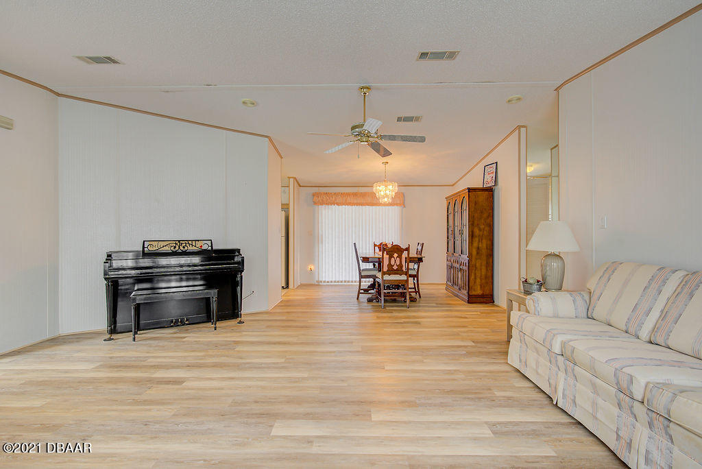 502 Topside Circle Edgewater, FL 32141 - Photo 40 of 64 FF169820-8674-4F47-9D04-3BDBD61C7C9A