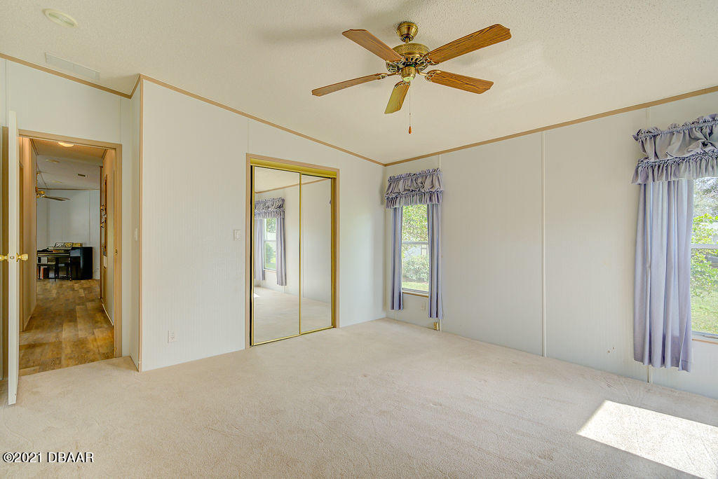 502 Topside Circle Edgewater, FL 32141 - Photo 4 of 64 1FE6997F-D72F-4A8E-9DEF-7584B50F3A37
