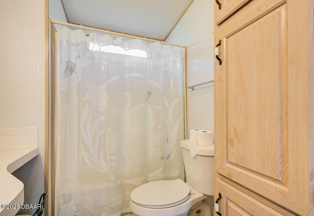 502 Topside Circle Edgewater, FL 32141 - Photo 10 of 64 13BC0B57-DA3D-4FEE-A514-1FBD5ED76A64