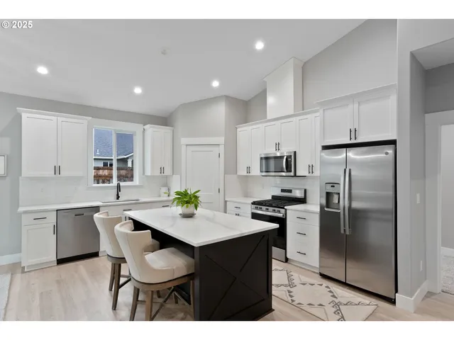 $535,000 | 1025 Sassafras Street, Independence, OR 97351