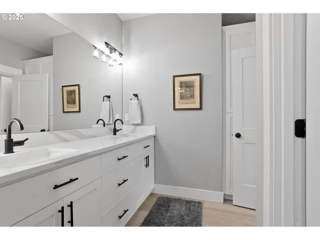 $535,000 | 1025 Sassafras Street, Independence, OR 97351