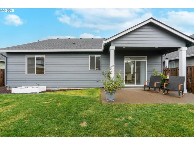 $535,000 | 1025 Sassafras Street, Independence, OR 97351