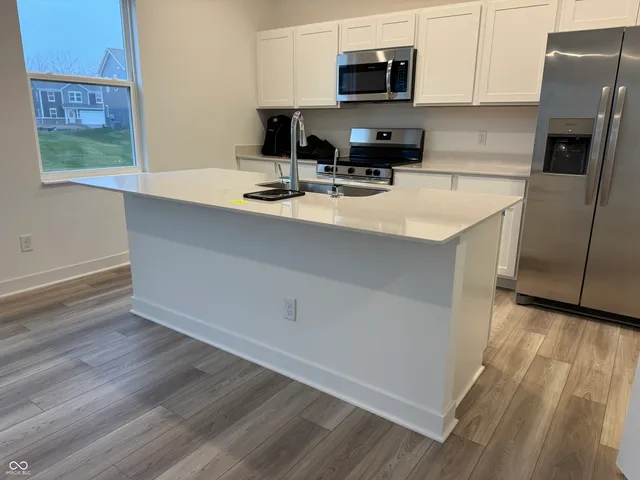 $2,295 | 2925 Grand Rdg Drive, Greenwood, IN 46143