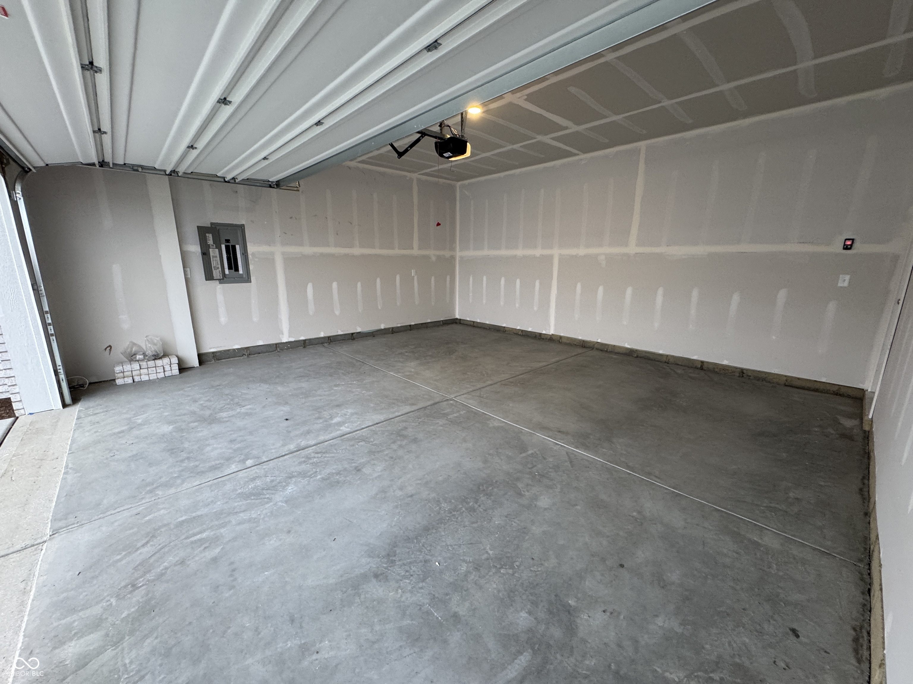 2925 Grand Rdg Drive Greenwood, IN 46143 - Photo 15 of 22