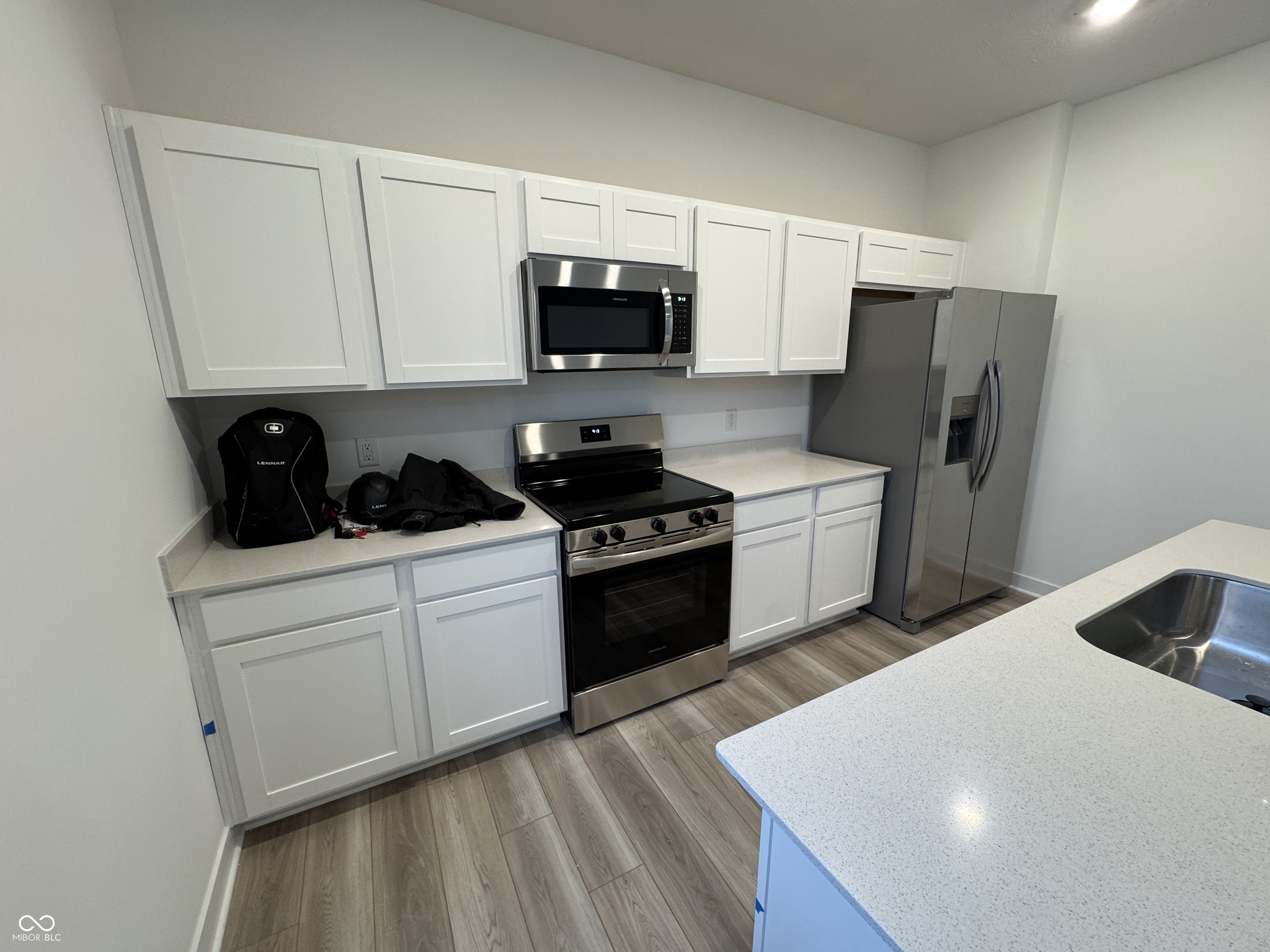 2925 Grand Rdg Drive Greenwood, IN 46143 - Photo 3 of 22