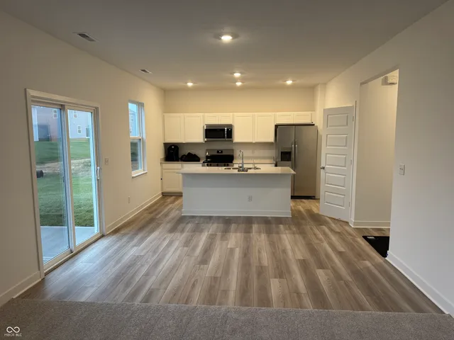 $2,295 | 2925 Grand Rdg Drive, Greenwood, IN 46143