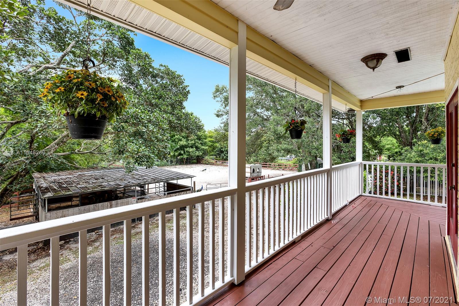 18901 Southwest 61st Manor Southwest Ranches, FL 33332 - Photo 13 of 38 Gallery Image 13