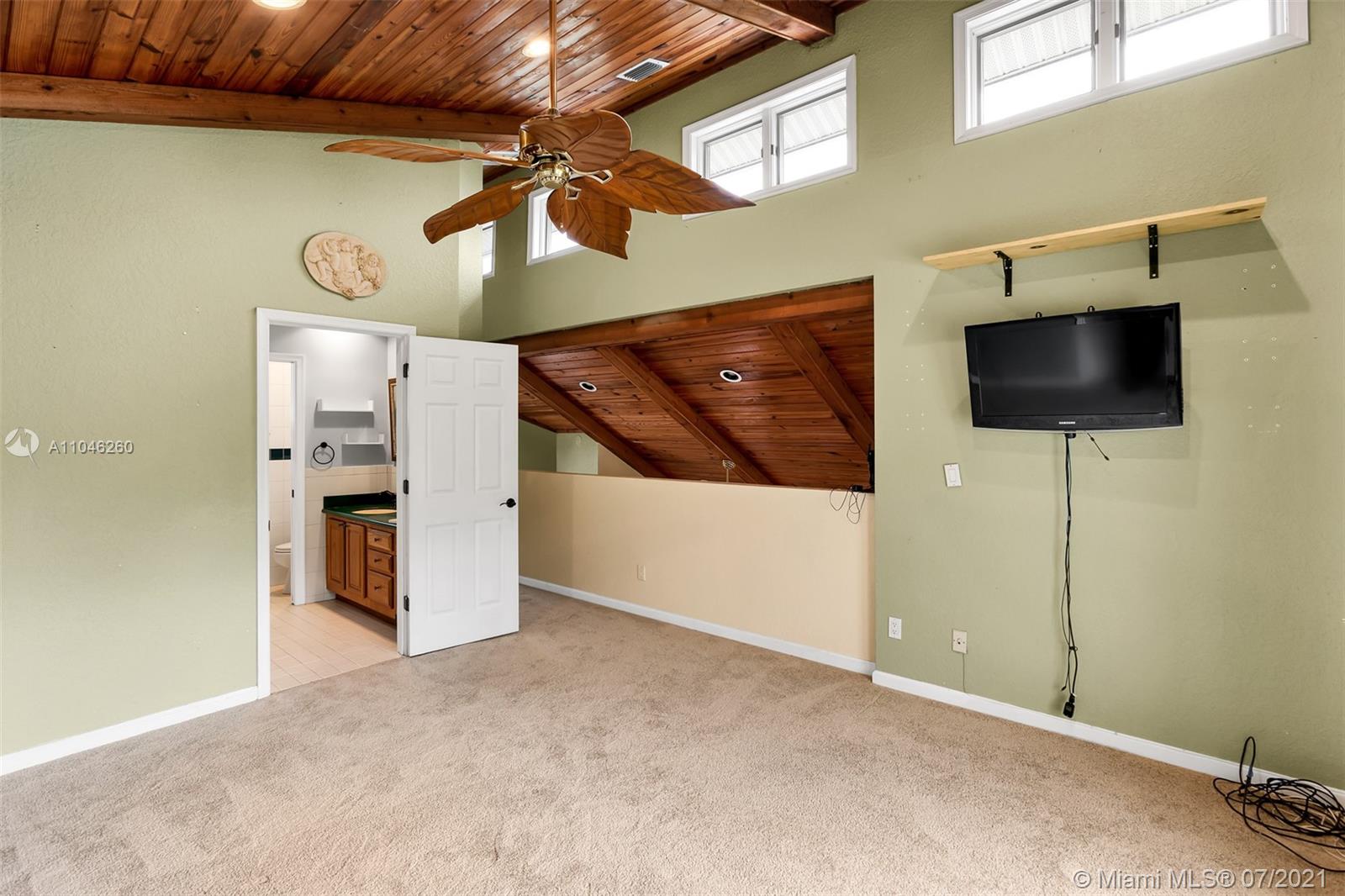 18901 Southwest 61st Manor Southwest Ranches, FL 33332 - Photo 32 of 38 Gallery Image 32