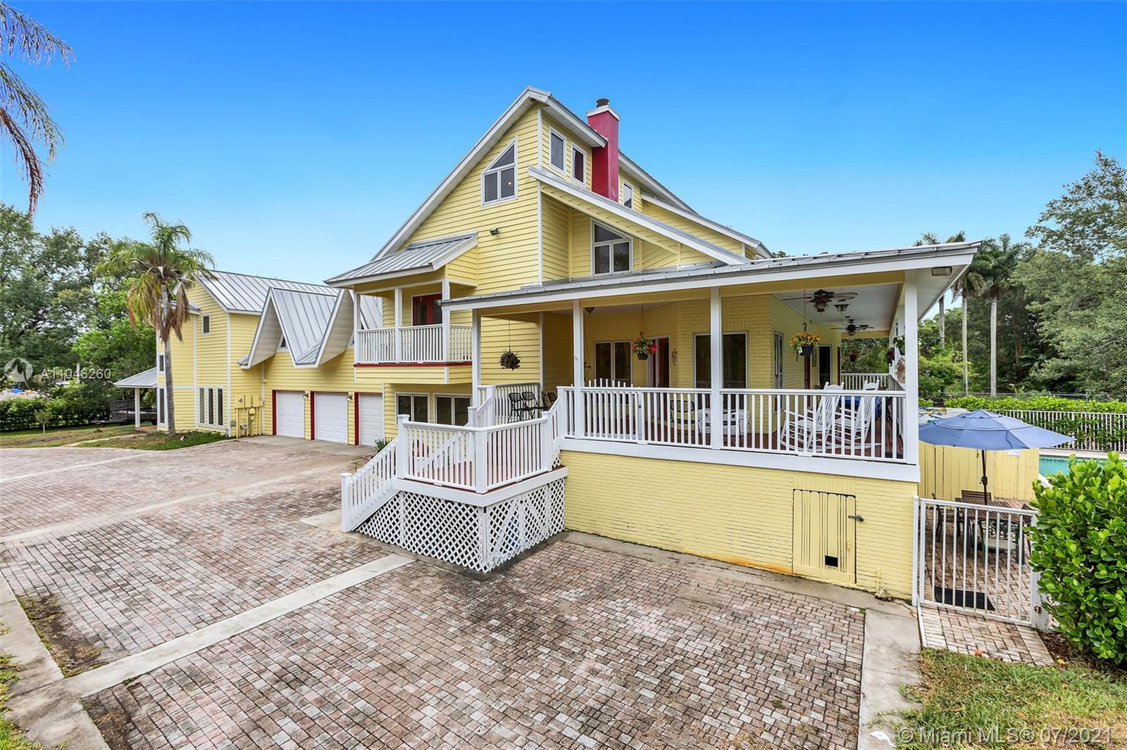 18901 Southwest 61st Manor Southwest Ranches, FL 33332 - Photo 5 of 38 Gallery Image 5