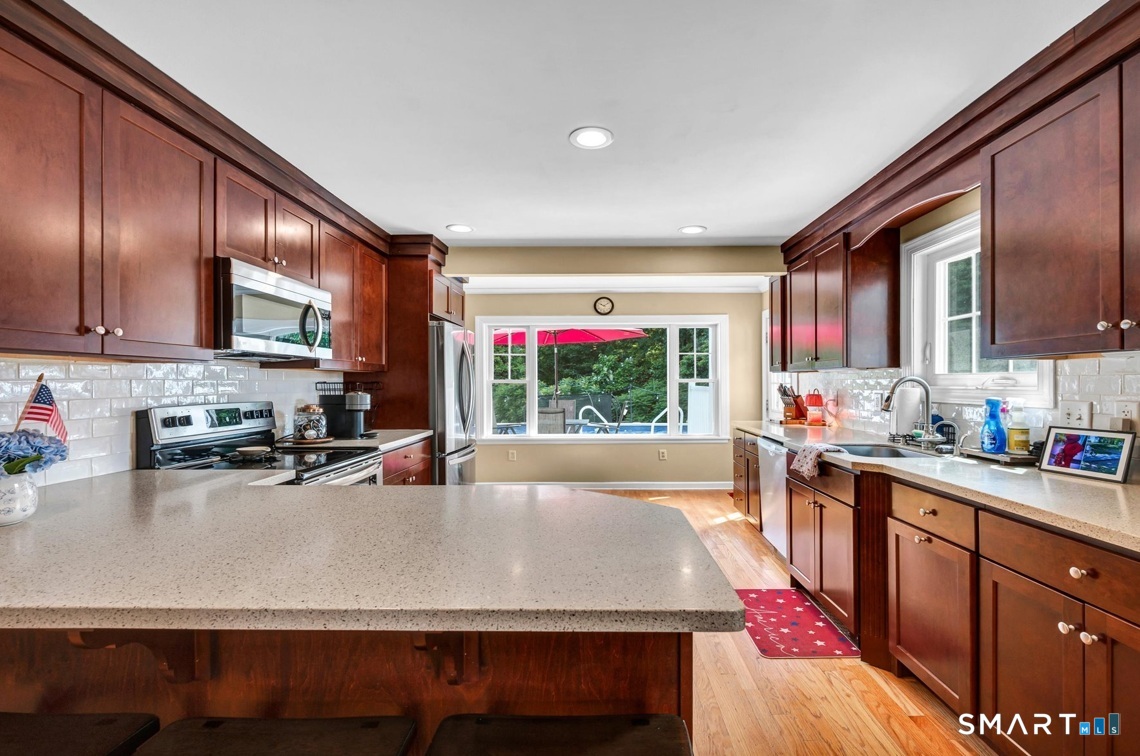 32 Franklin Road Cromwell, CT 06416 - Photo 8 of 40 Kitchen