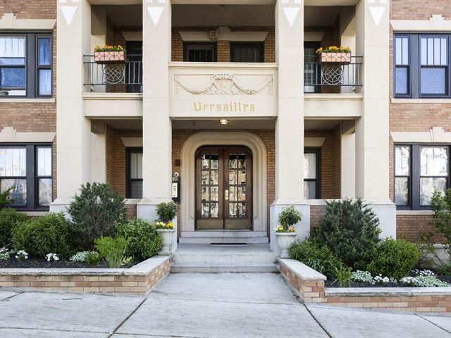 $920,000 | 452 Park Drive, Unit 18, Boston, MA 02215