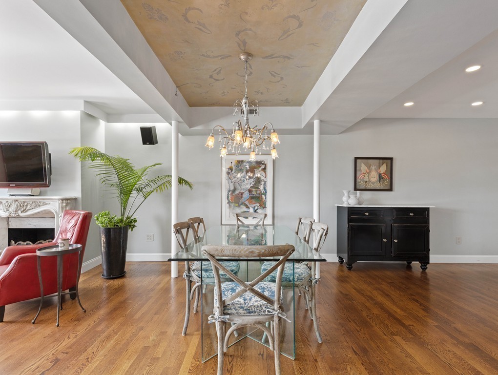 452 Park Drive, Unit 18 Boston, MA 02215 - Photo 5 of 28