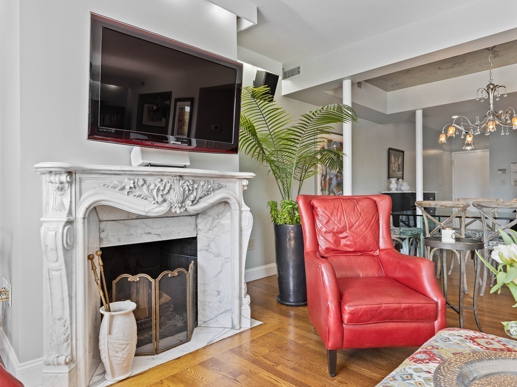 452 Park Drive, Unit 18 Boston, MA 02215 - Photo 6 of 28