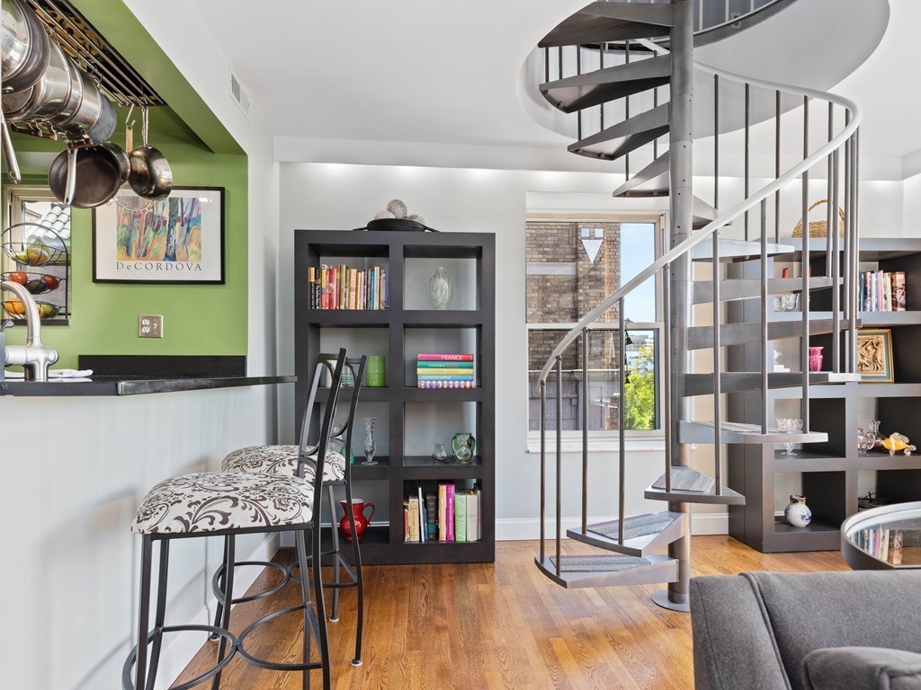 452 Park Drive, Unit 18 Boston, MA 02215 - Photo 8 of 28