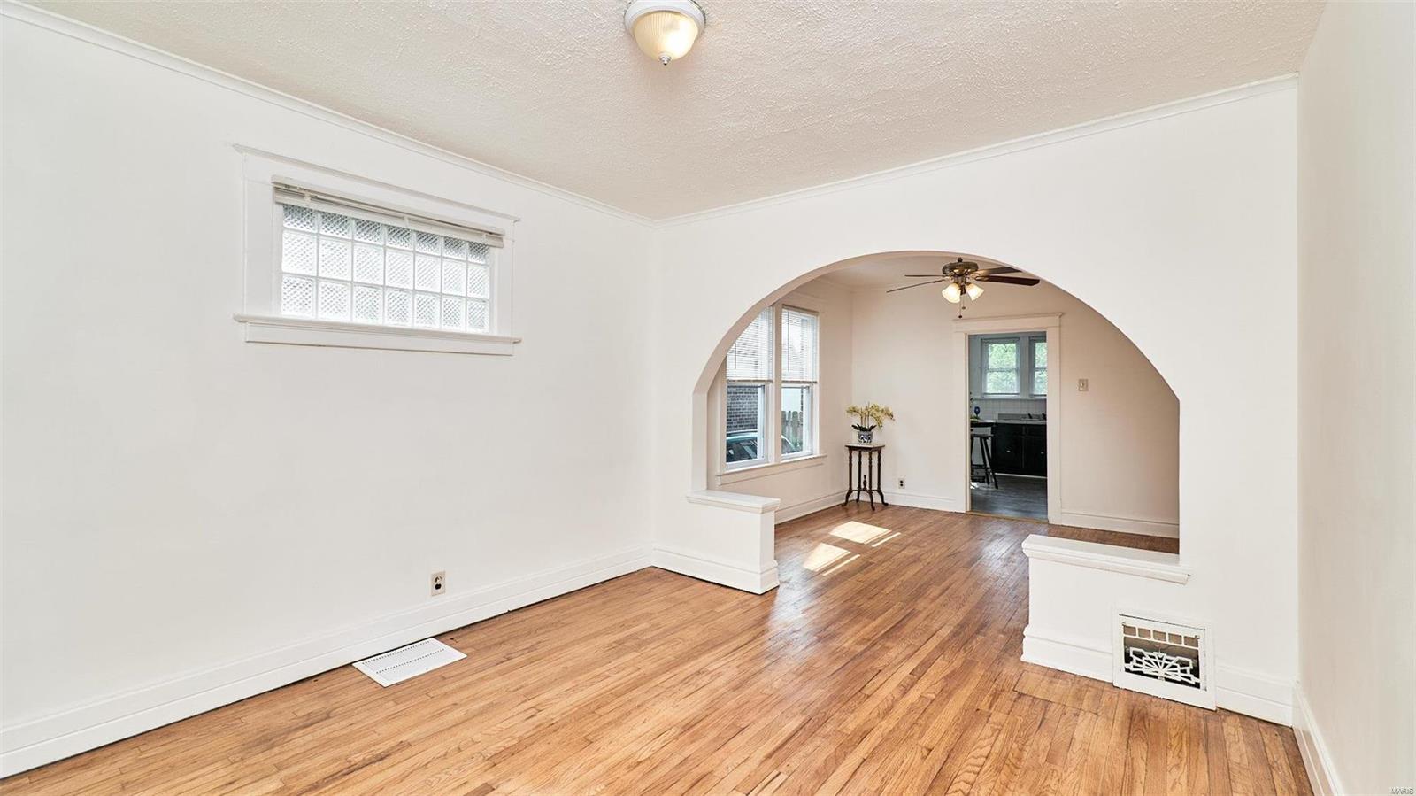 3316 North Hanley Road St. Louis, MO 63121 - Photo 11 of 54 Gallery Image 11