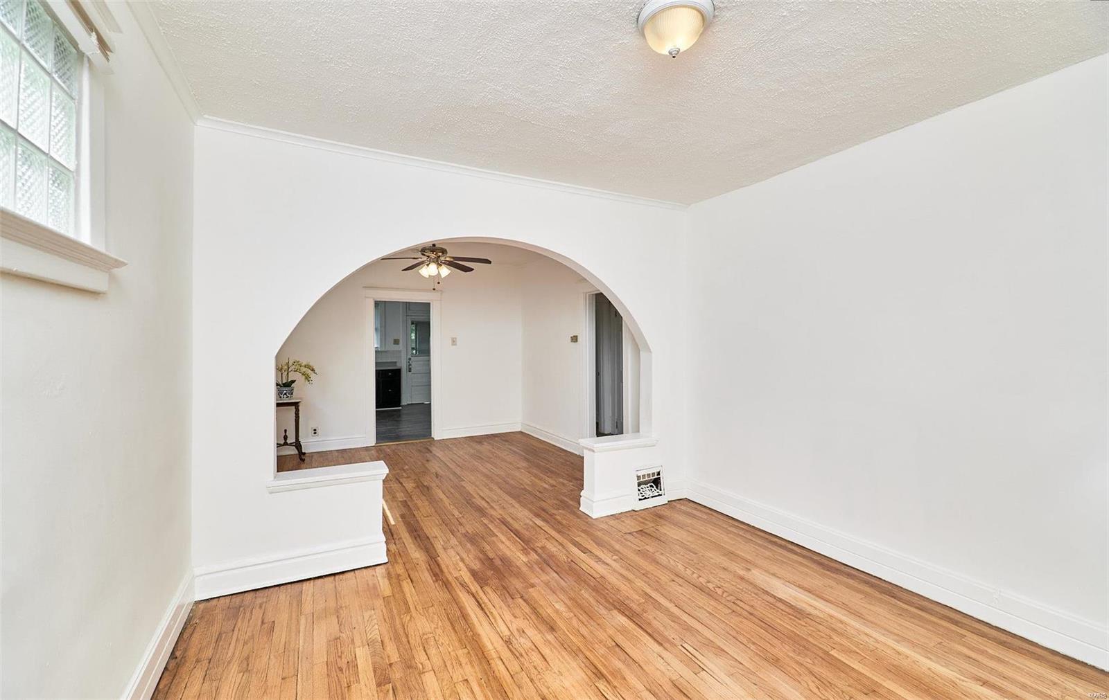 3316 North Hanley Road St. Louis, MO 63121 - Photo 9 of 54 Gallery Image 9