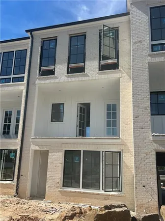 $693,427 | 2696 Mackintosh Court, Unit 34, Brookhaven, GA 30319