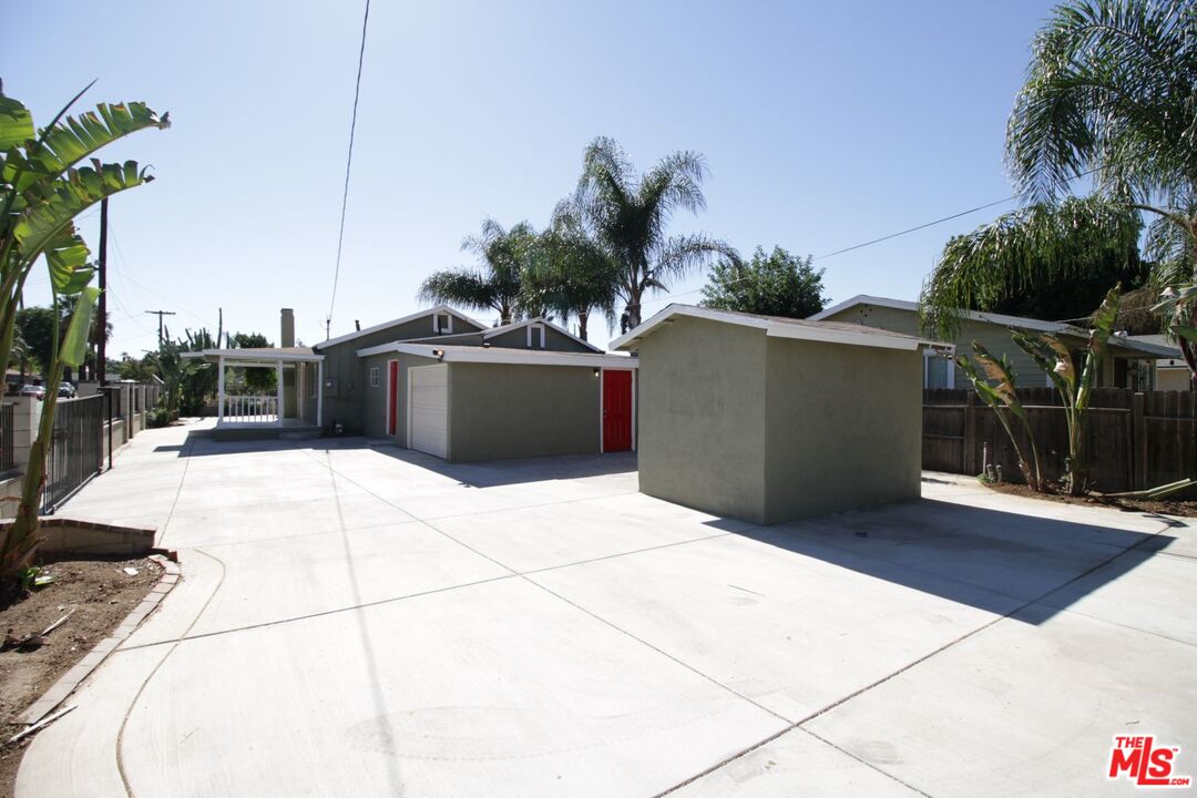 4235 Bermuda Avenue Riverside, CA 92507 - Photo 3 of 13