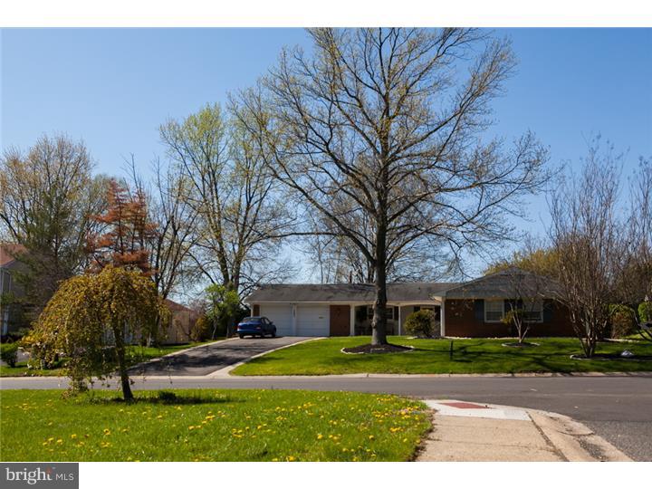151 Country Club Road Willingboro, NJ 08046 - Photo 3 of 23 Exterior Front