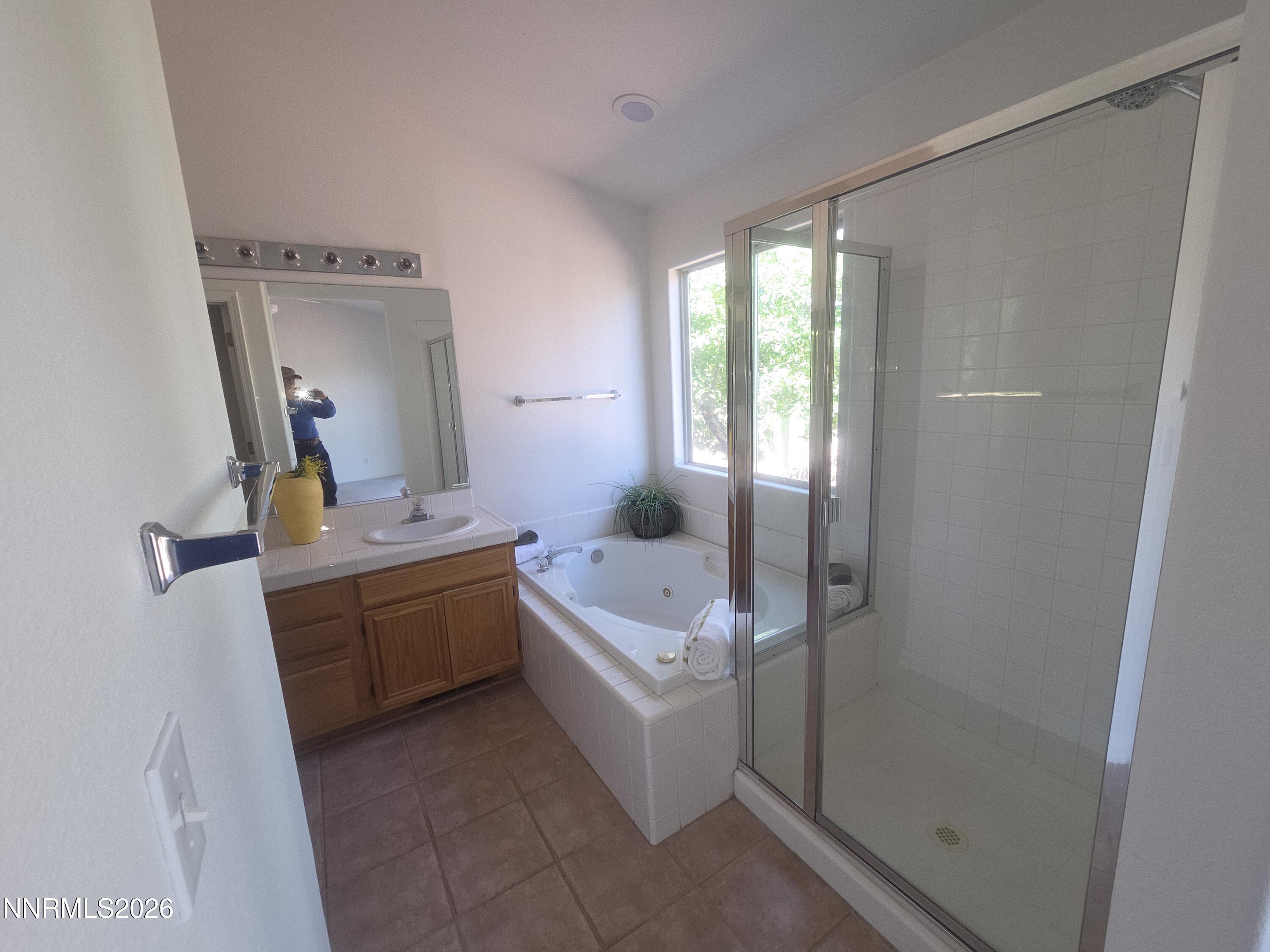 2770 Fairwood Drive Reno, NV 89502 - Photo 9 of 25 20260624_152157