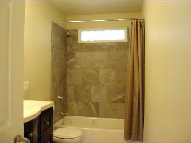 8410 Old State Road Evansville, IN 47710 - Photo 16 of 28 Gallery Image 16