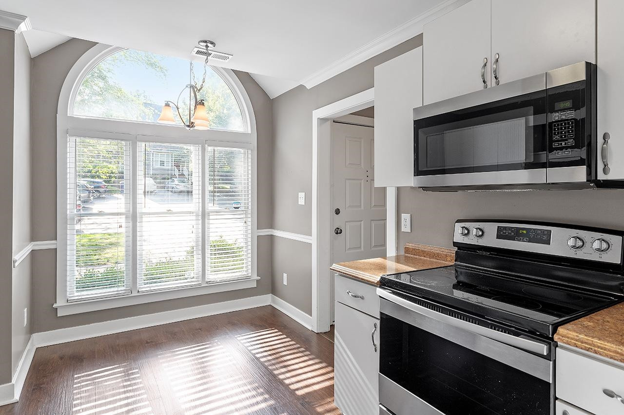 1437 Quarter Point Raleigh, NC 27615 - Photo 12 of 30 Eat-in Kitchen