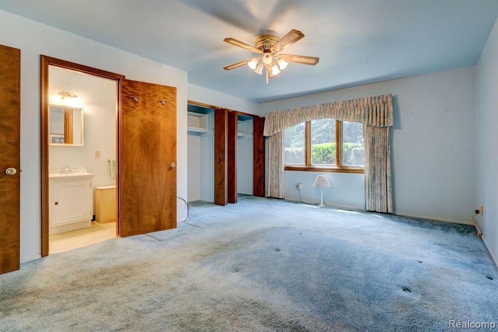 2240 Munster Road Rochester Hills, MI 48309 - Photo 15 of 25