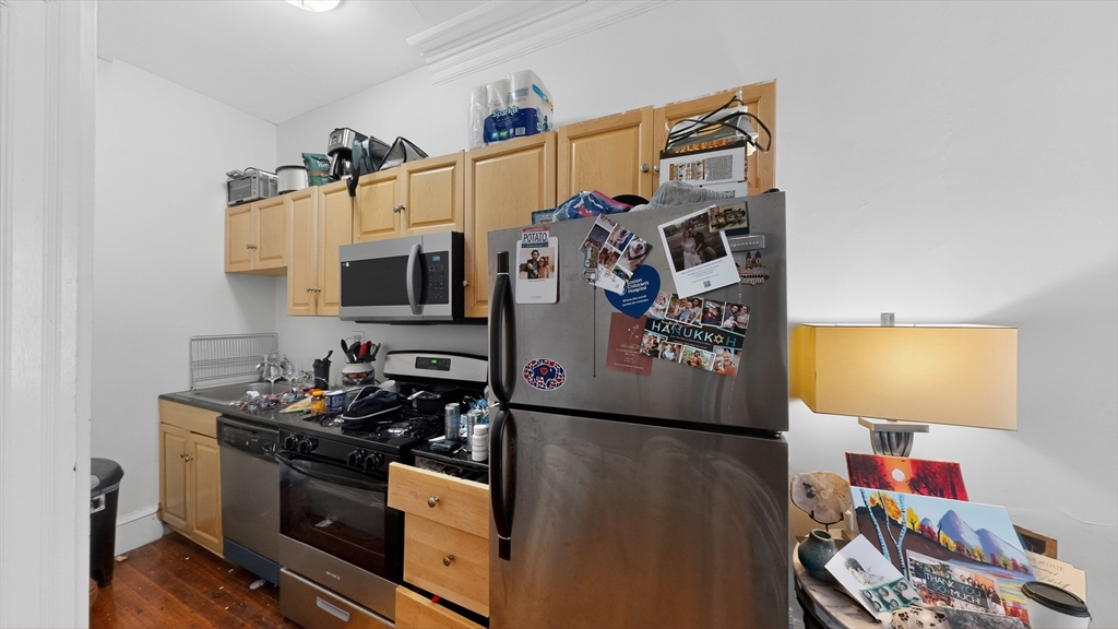 1069 Beacon Street, Unit 5 Brookline, MA 02446 - Photo 7 of 11