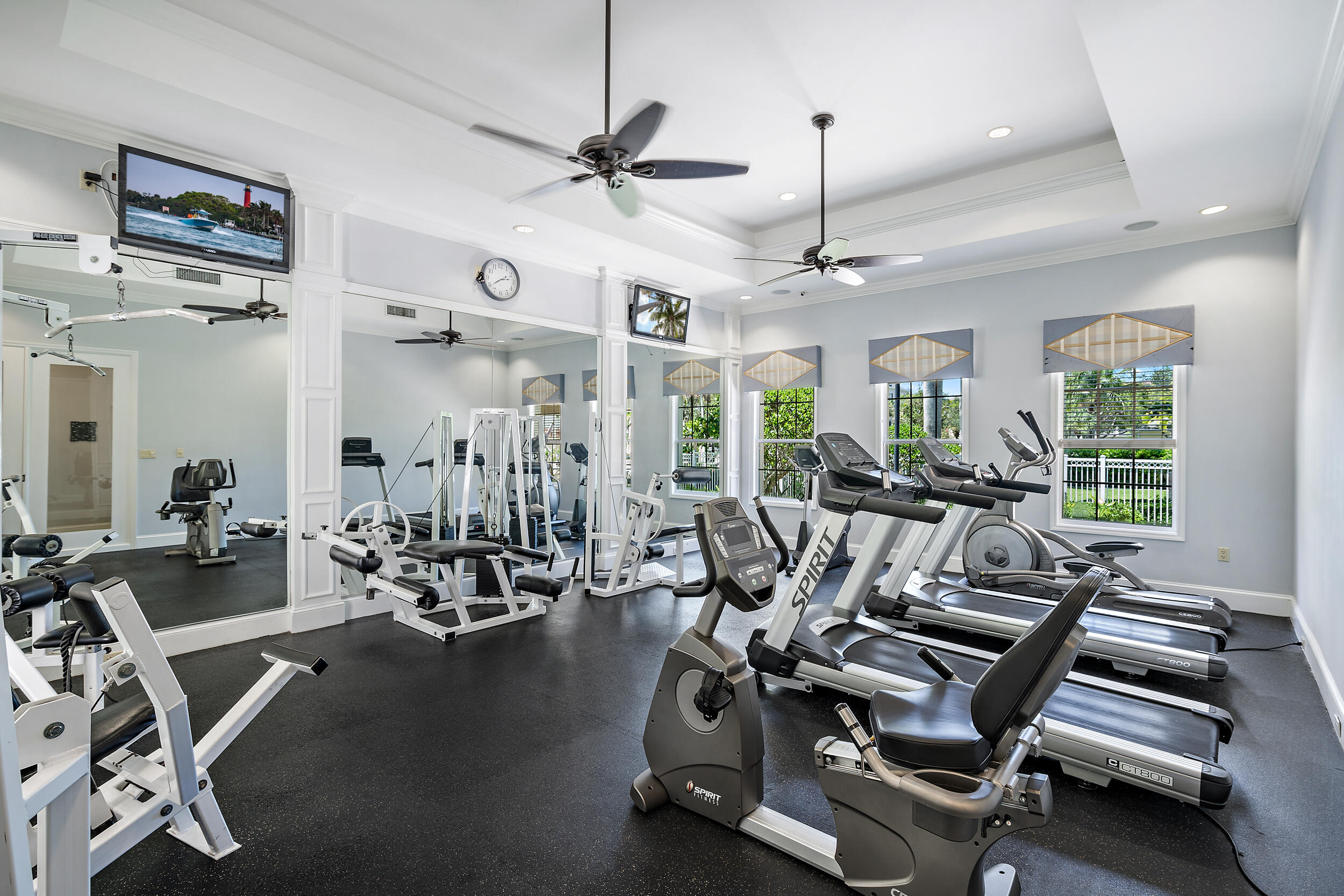 225 Murcia Drive, Unit 201 Jupiter, FL 33458 - Photo 37 of 42 a view of a room with gym equipment