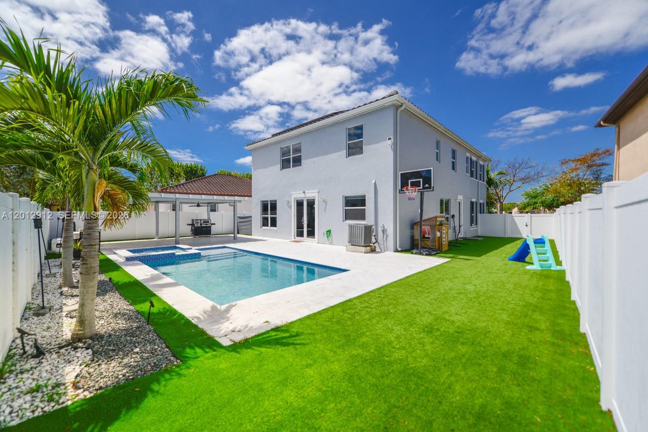 9101 Southwest 169th Place Miami, FL 33196 - Photo 50 of 79