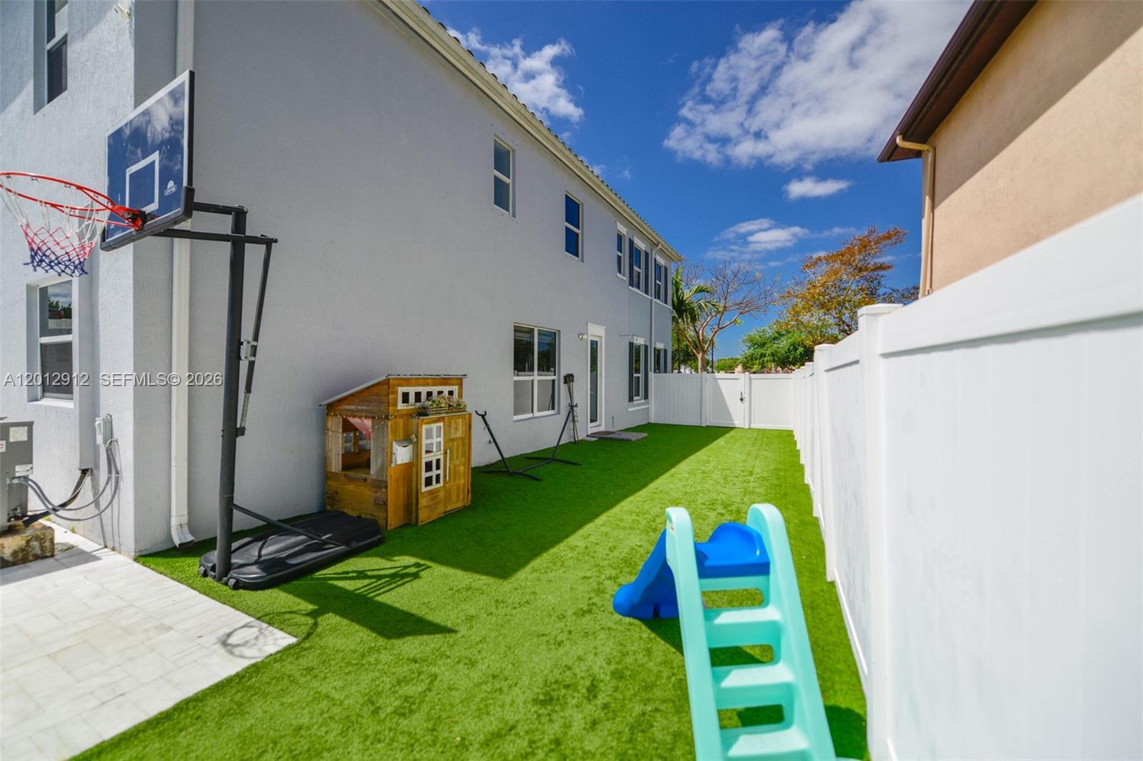9101 Southwest 169th Place Miami, FL 33196 - Photo 53 of 79