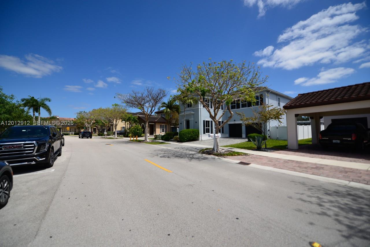9101 Southwest 169th Place Miami, FL 33196 - Photo 67 of 79