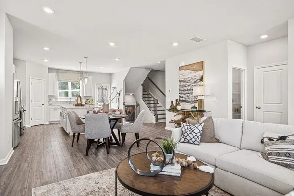 $2,935 | 3669 Willingham Run Southwest, Marietta, GA 30008