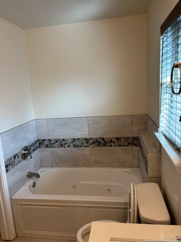 $1,875 | 10435 Alsfeld Ranch, Helotes, TX 78023