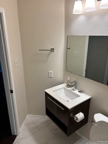 $1,875 | 10435 Alsfeld Ranch, Helotes, TX 78023