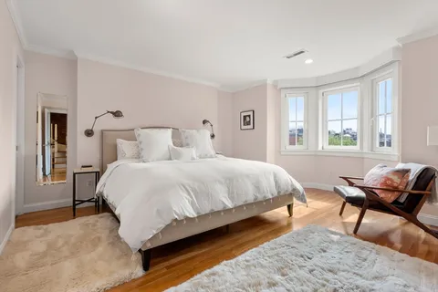 $2,895,000 | 61 Dartmouth Street, Unit 2, Boston, MA 02116
