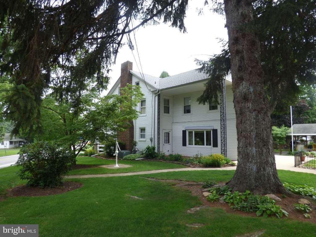 800 Butter Road Dover, PA 17315 - Photo 3 of 23